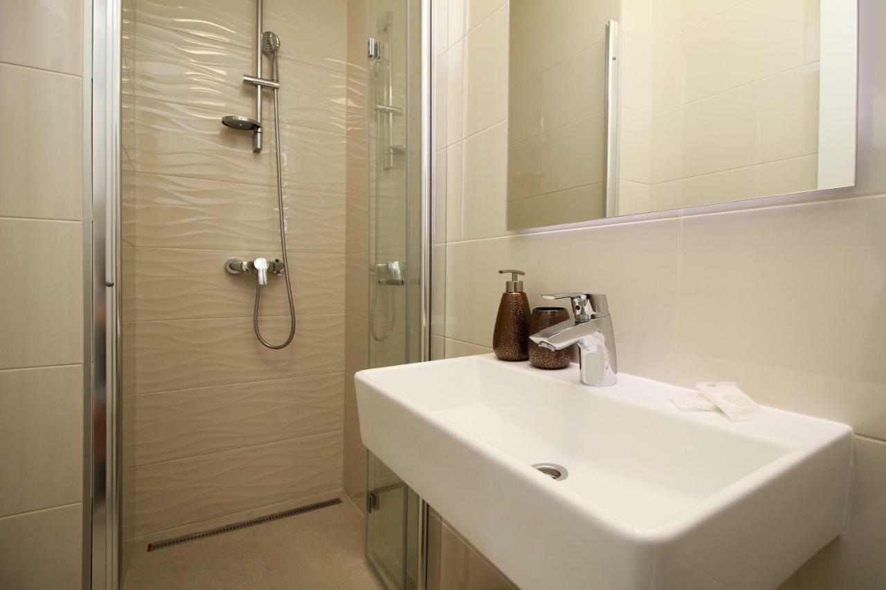 Mar Adentro Makarska Appartement Buitenkant foto
